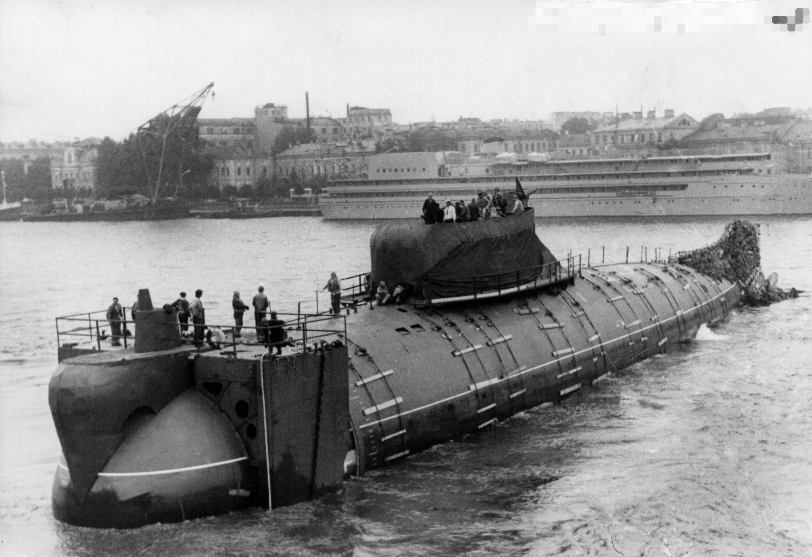 Первую пл. Подводная лодка Альфа проект 705.