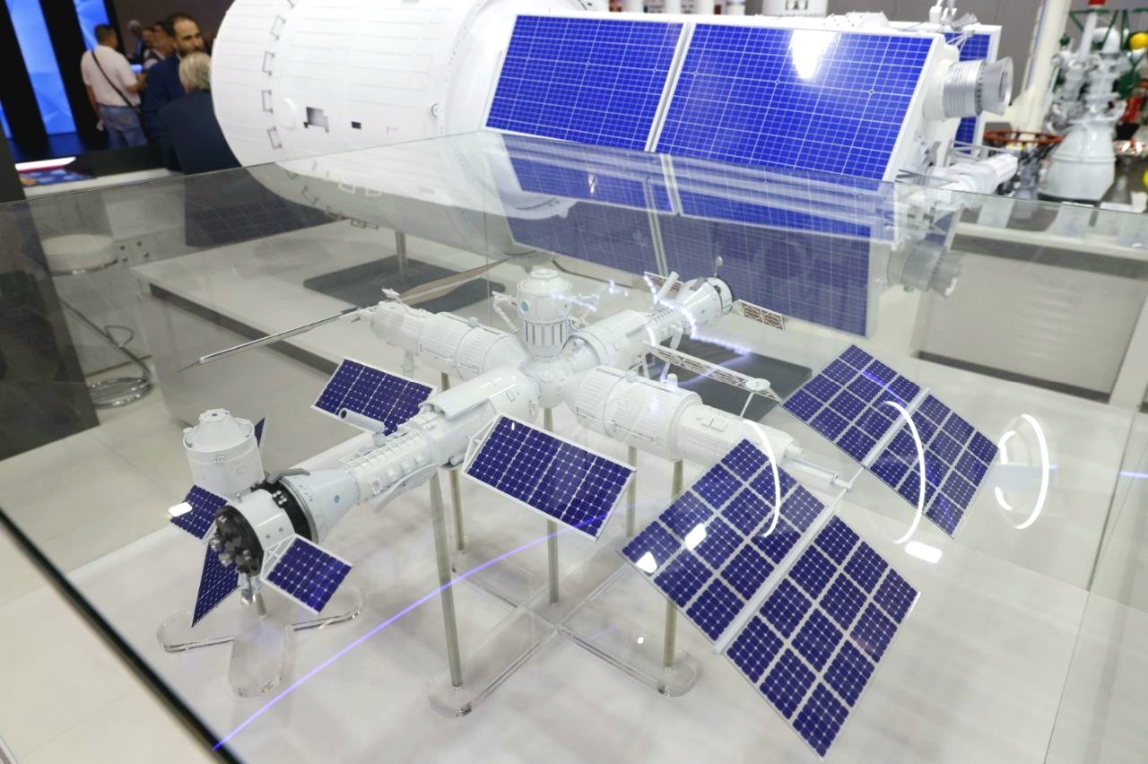 Отель von Braun Space Station